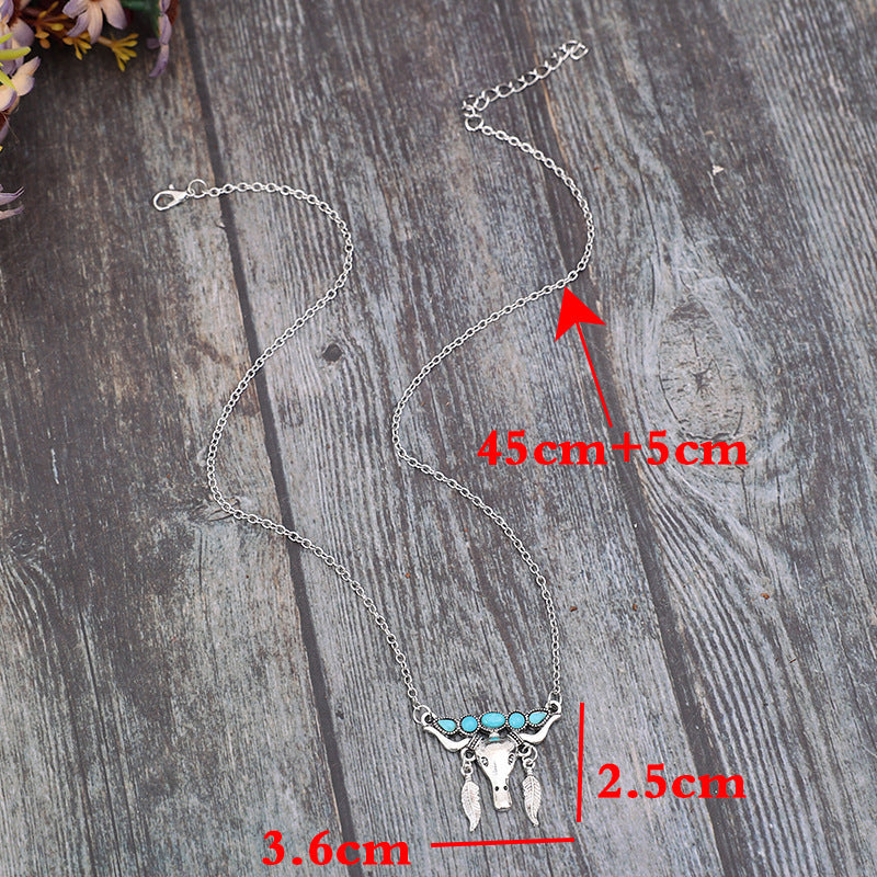Artificial Turquoise Cow Shape Necklace